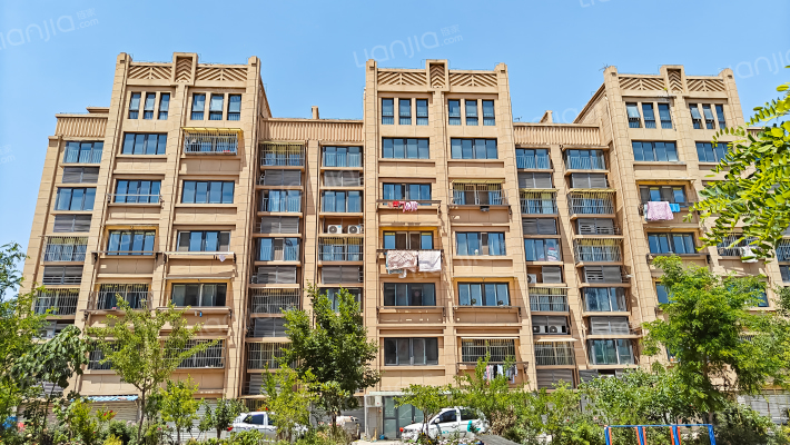 泰和小区外景图