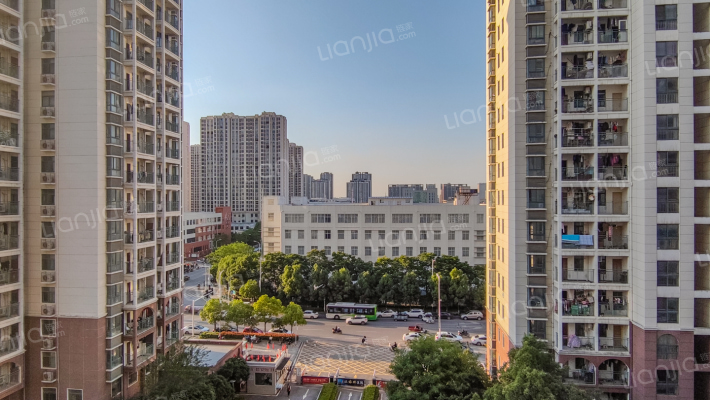 邓城·芳草园外景图