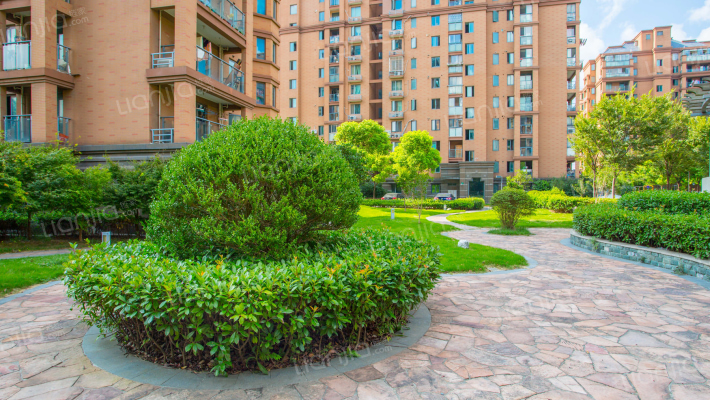 天台别韵外景图