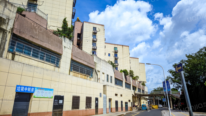 江滨新村西外景图