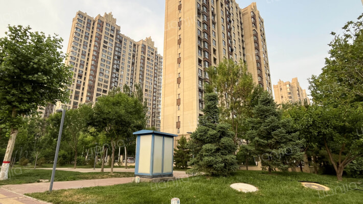 孔雀城.英国宫.兰园外景图