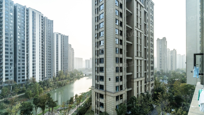 万科北宸之光三期拱宸外景图