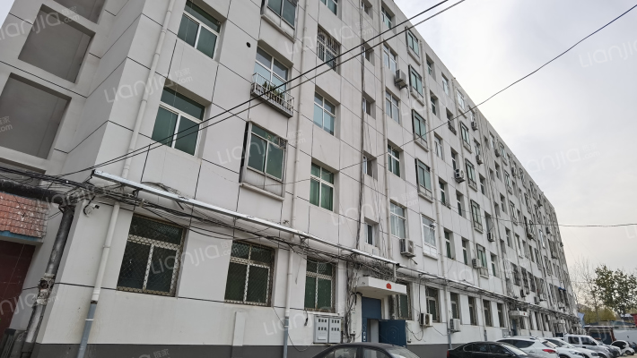 职中宿舍外景图