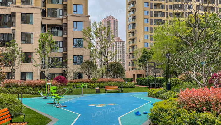 弘阳印月府外景图