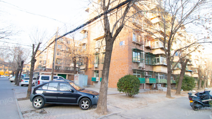 远翠东里外景图