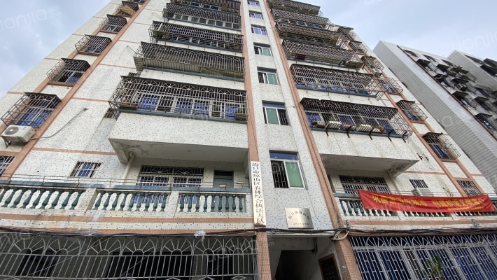 畜牧中心宿舍外景图