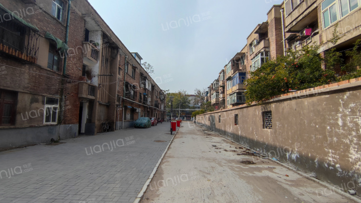 化肥厂生活区4号院外景图