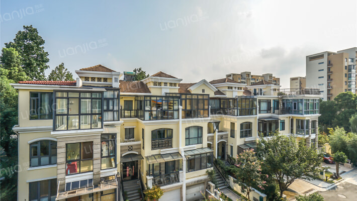 中海半岛华府外景图