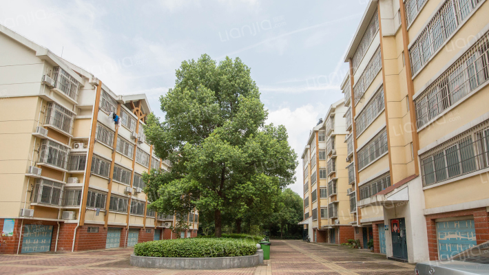 安徽省煤田地质局宿舍外景图