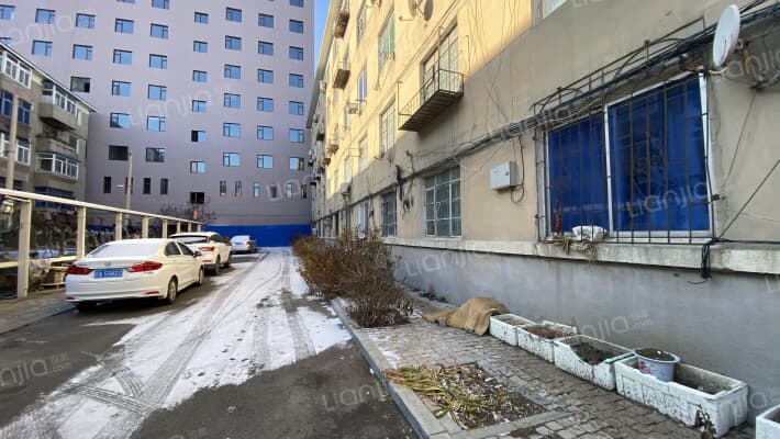 轻工宿舍外景图