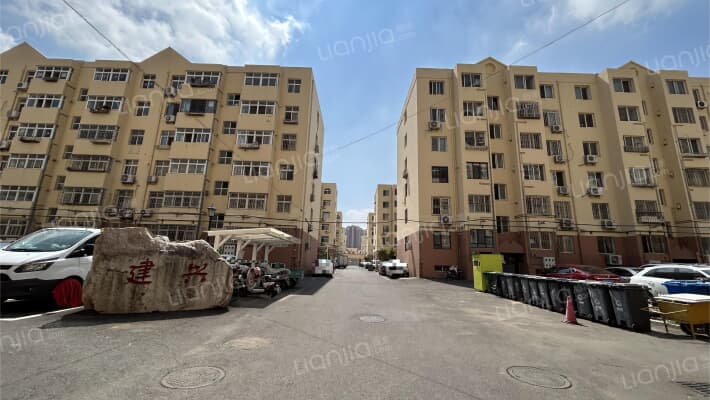 建兴小区外景图