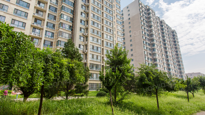 嘉源逸景外景图