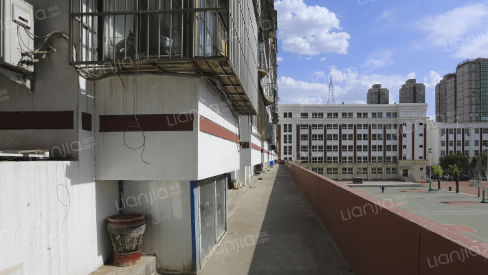 五中北院外景图