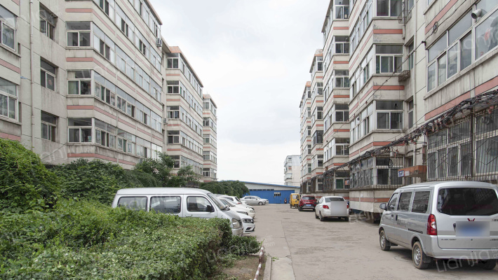 阳光苑小区外景图