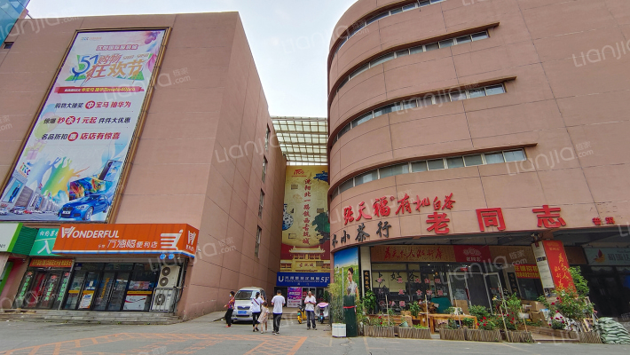 沈阳国际纺织服装城外景图