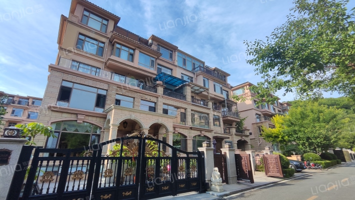 亿锋8号半山墅外景图