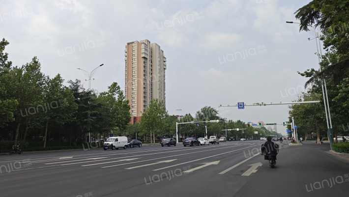 齐润大厦外景图