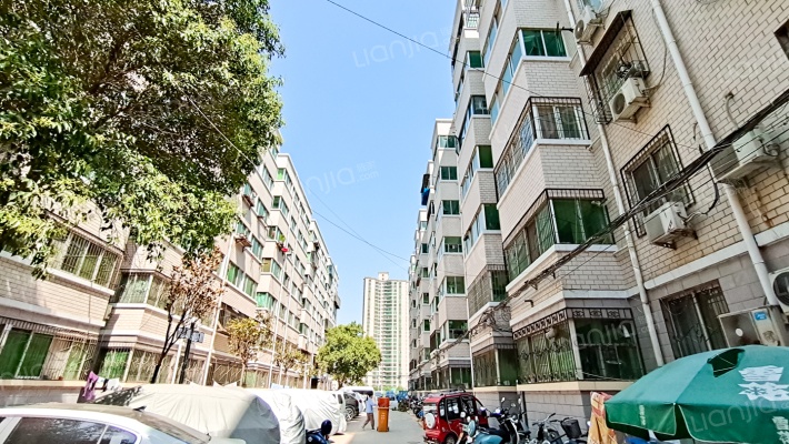 佳苑小区外景图