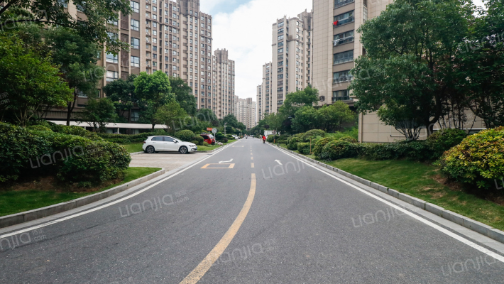 荣盛文承熙苑外景图