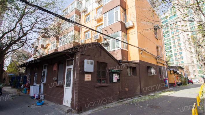 钟表北园外景图