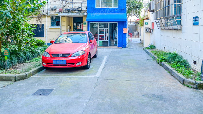 建国西路695弄外景图