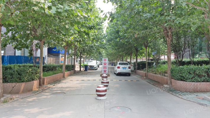 碧玉华府外景图