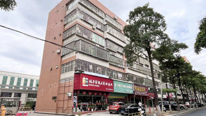 三立小区外景图