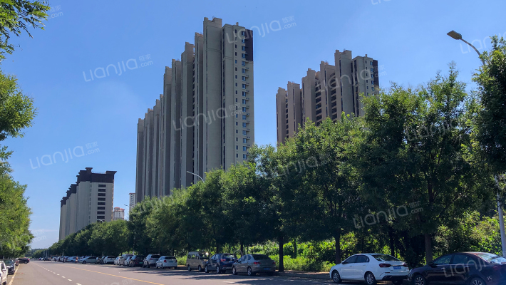 孔雀城颐景园外景图