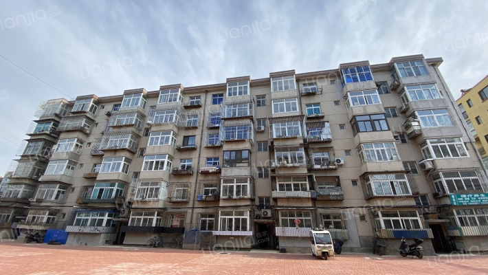 五中六高中散盘外景图