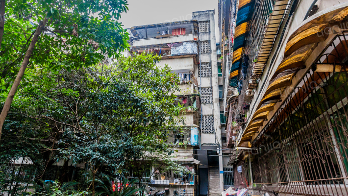 皮鞋城北一街138号外景图