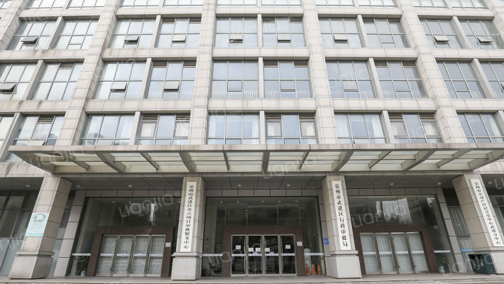 亚泰财富中心外景图