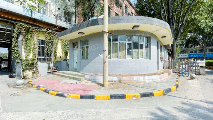 西安三建安西街家属院一院外景图