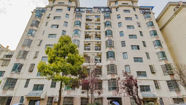 金科玉带河畔花园外景图