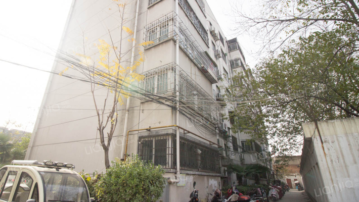 城东路268号院外景图