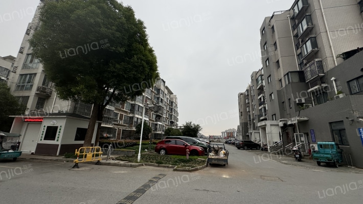 港晨之家外景图