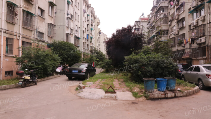 四方新村一村外景图