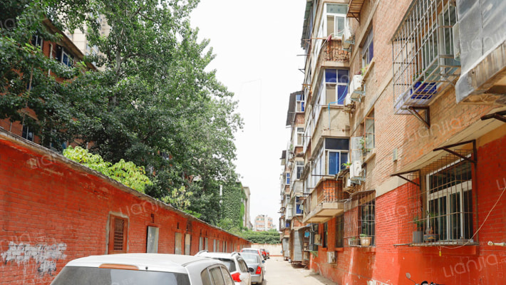 颖河路52-54-55-56-57-58-59号外景图