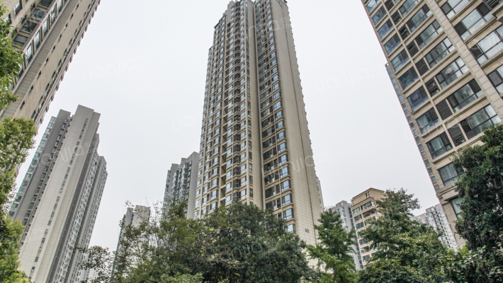 盛润锦绣城西院外景图