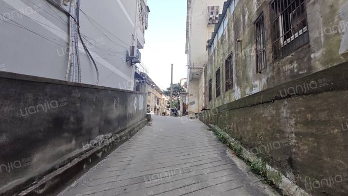 嘉晟大厦外景图