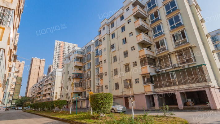 警察学院公寓外景图