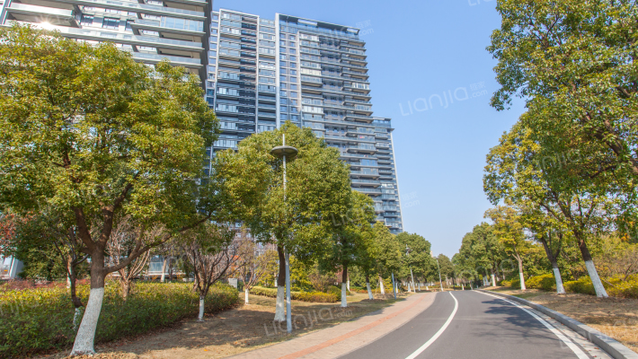 融创苏州壹号院东区外景图