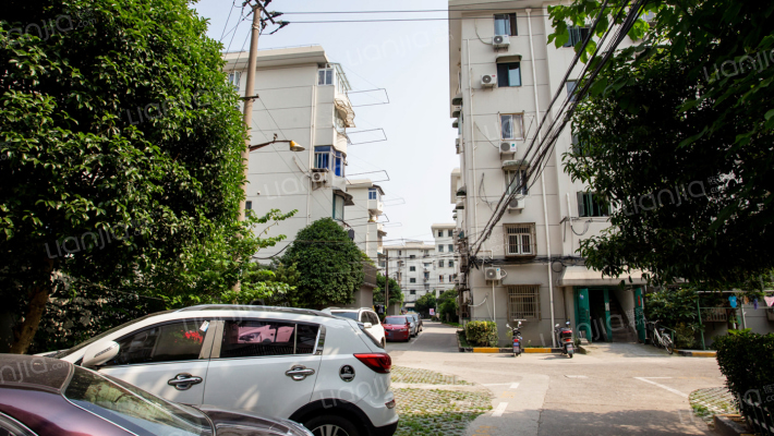 兴泉小区外景图