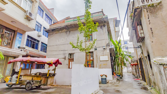 虹河东路43弄外景图