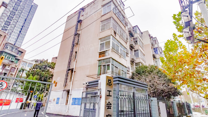 市总工会宿舍外景图