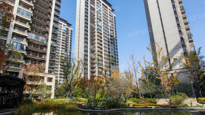 康桥香溪郡5号院外景图