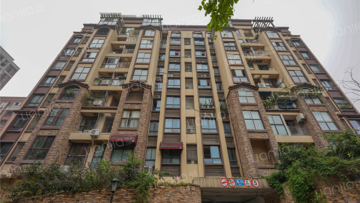 龙城御府外景图