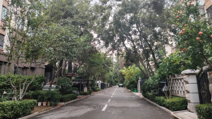 龙湖蓝湖郡外景图