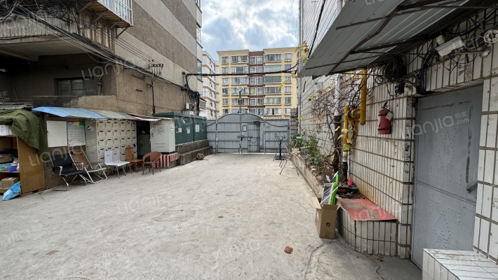 人民西路150号外景图