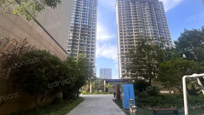 万科翡翠书院北区外景图