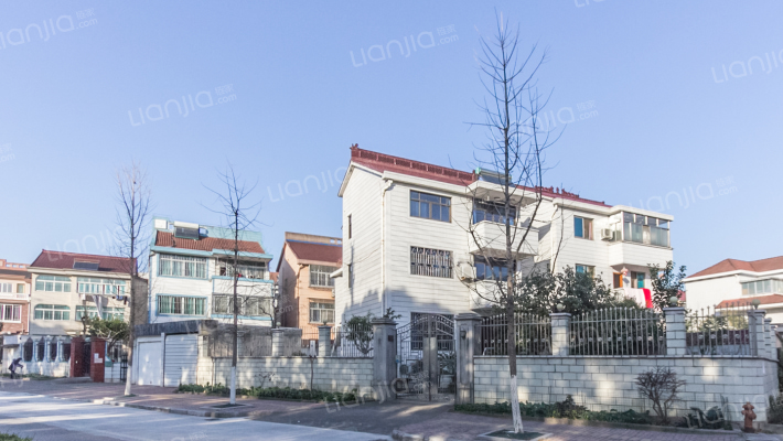 高版别墅中区外景图